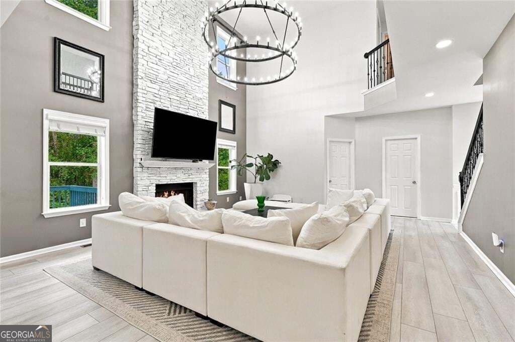 5 bedroom, 5 bathroom, 4,352 sq ft single family residence for sale at 6190 Vista Crossing Way, Cumming, GA 30028 — photo 10