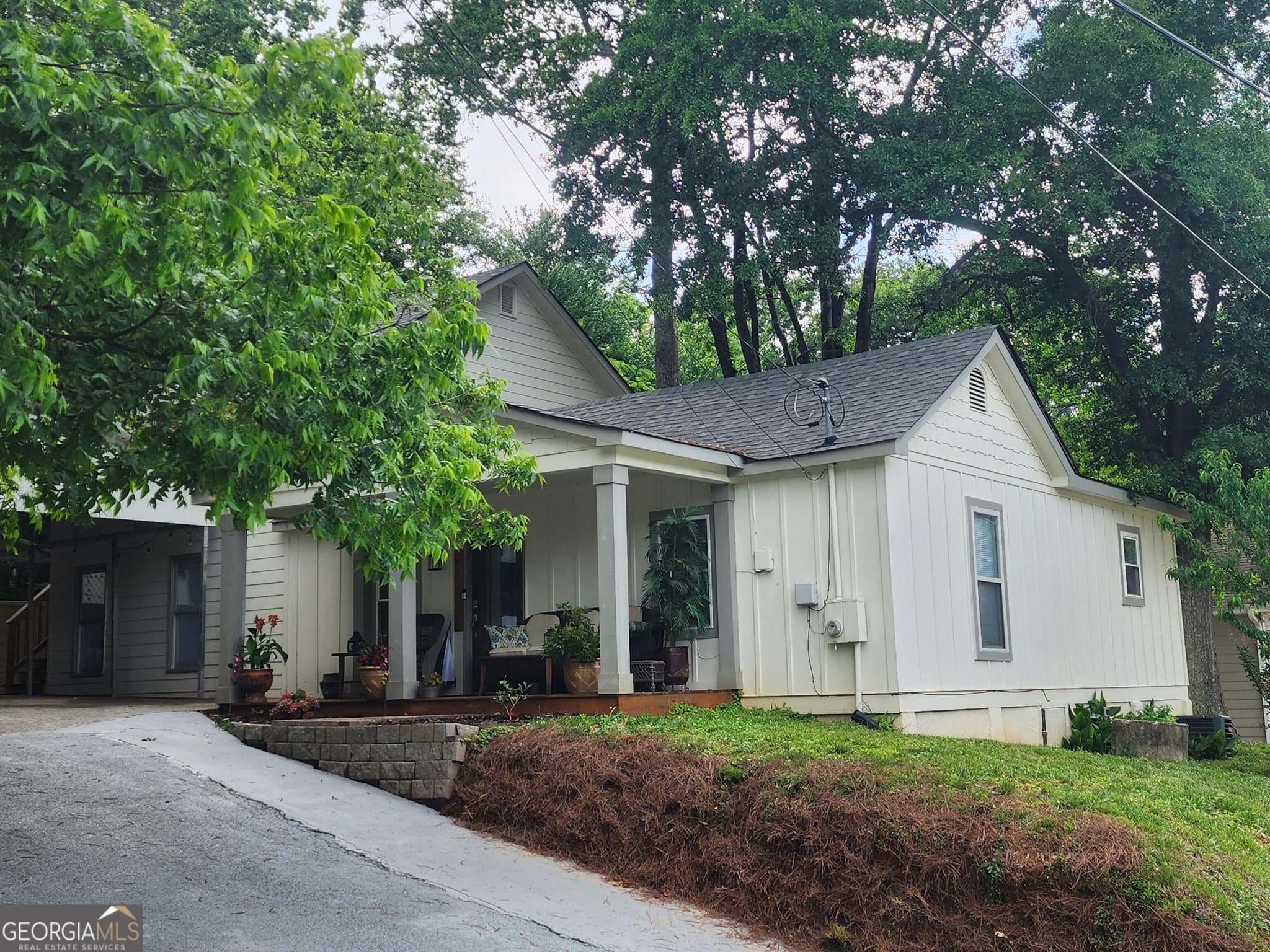 4 bedroom, 3 bathroom, 2,108 sq ft single family residence sold at 168 Poplar Street, Buford, GA 30518