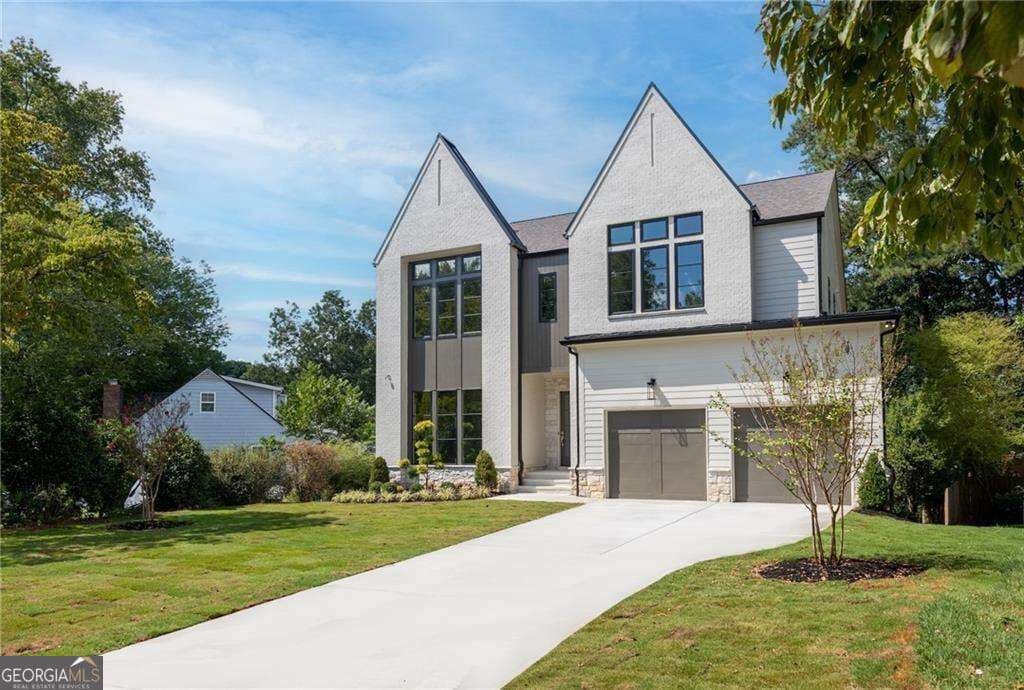 5 bedroom, 4.5 bathroom single family residence for sale at 3465 Hildon Circle, Atlanta, GA 30341 — photo 3