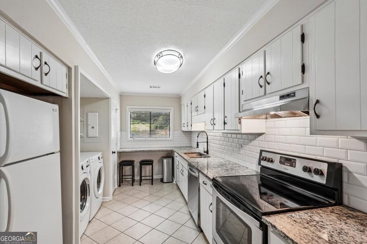 2 bedroom, 2 bathroom, 1,288 sq ft condominium for sale at 3509 Stonewall Place, Atlanta, GA 30339 — photo 7