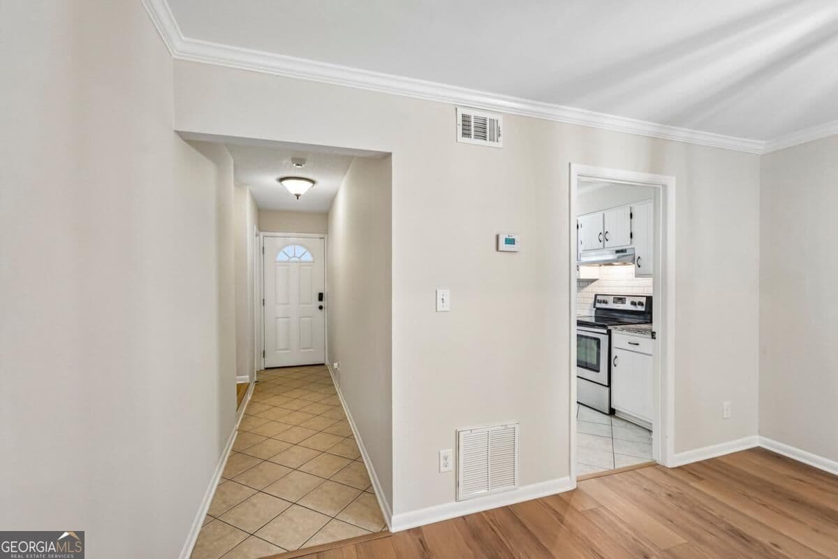 2 bedroom, 2 bathroom, 1,288 sq ft condominium for sale at 3509 Stonewall Place, Atlanta, GA 30339 — photo 4