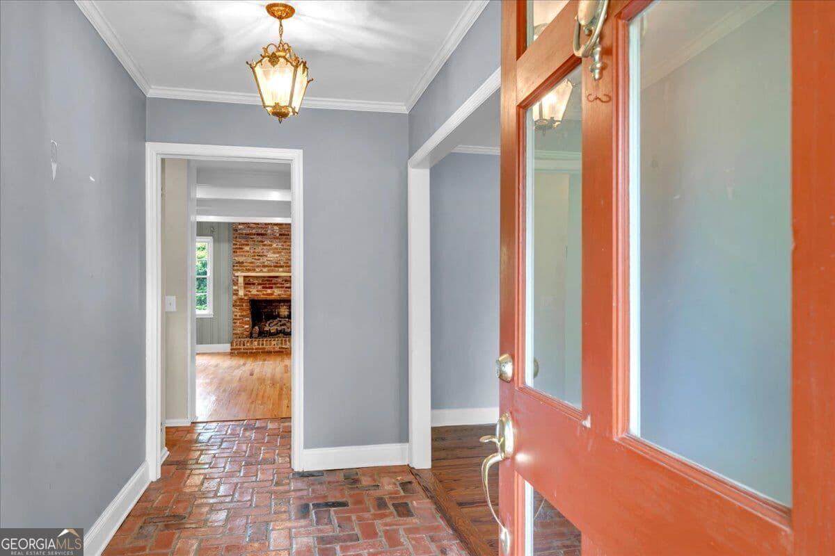 5 bedroom, 3.5 bathroom, 3,274 sq ft single family residence for sale at 201 Eckles Road, Americus, GA 31719 — photo 2