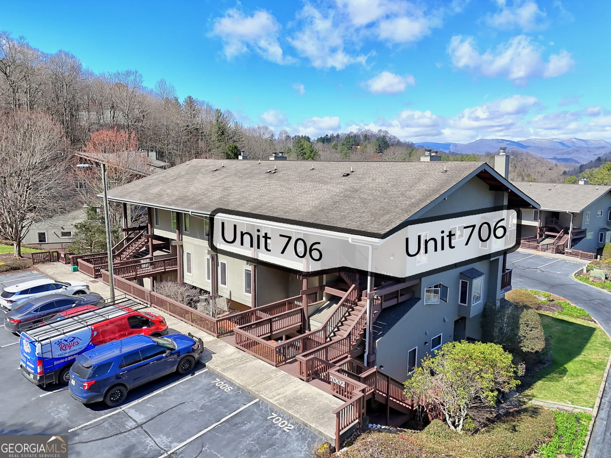 3 bedroom, 3 bathroom, 1,764 sq ft condominium for sale at 62 Sun Valley Circle 7006, Dillard, GA 30537