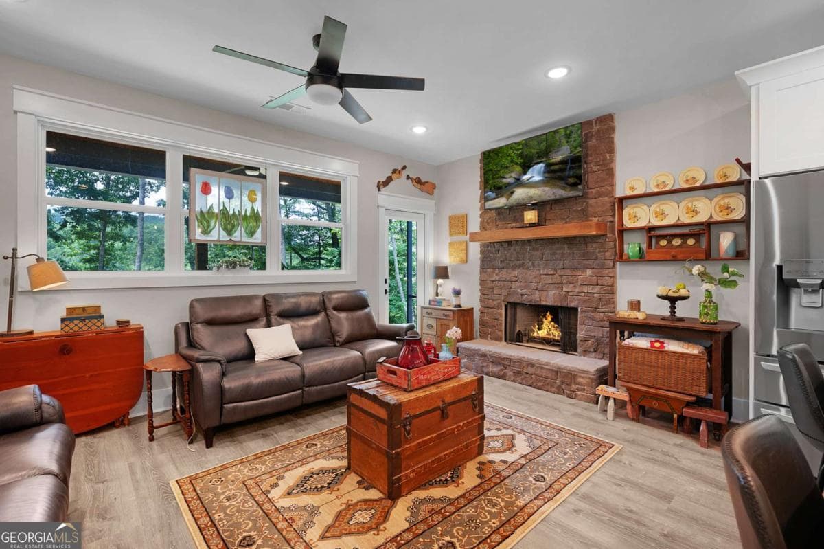 3 bedroom, 2 bathroom, 1,400 sq ft cabin,single family residence for sale at 1390 Foxhound Trail, Ranger, GA 30734 — photo 9