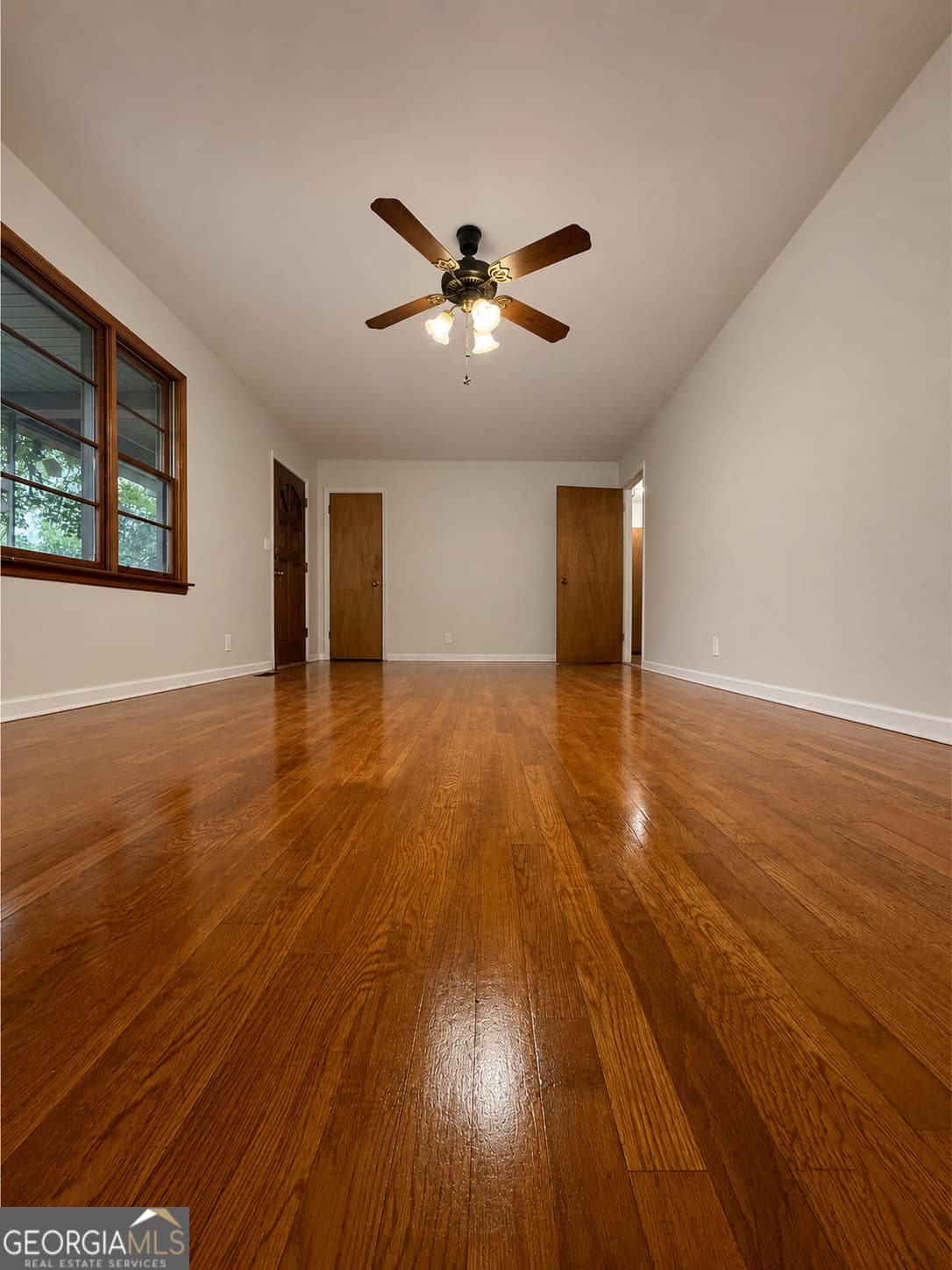 3 bedroom, 2 bathroom, 1,400 sq ft single family residence for sale at 154 Poplar Circle, Lagrange, GA 30241 — photo 4