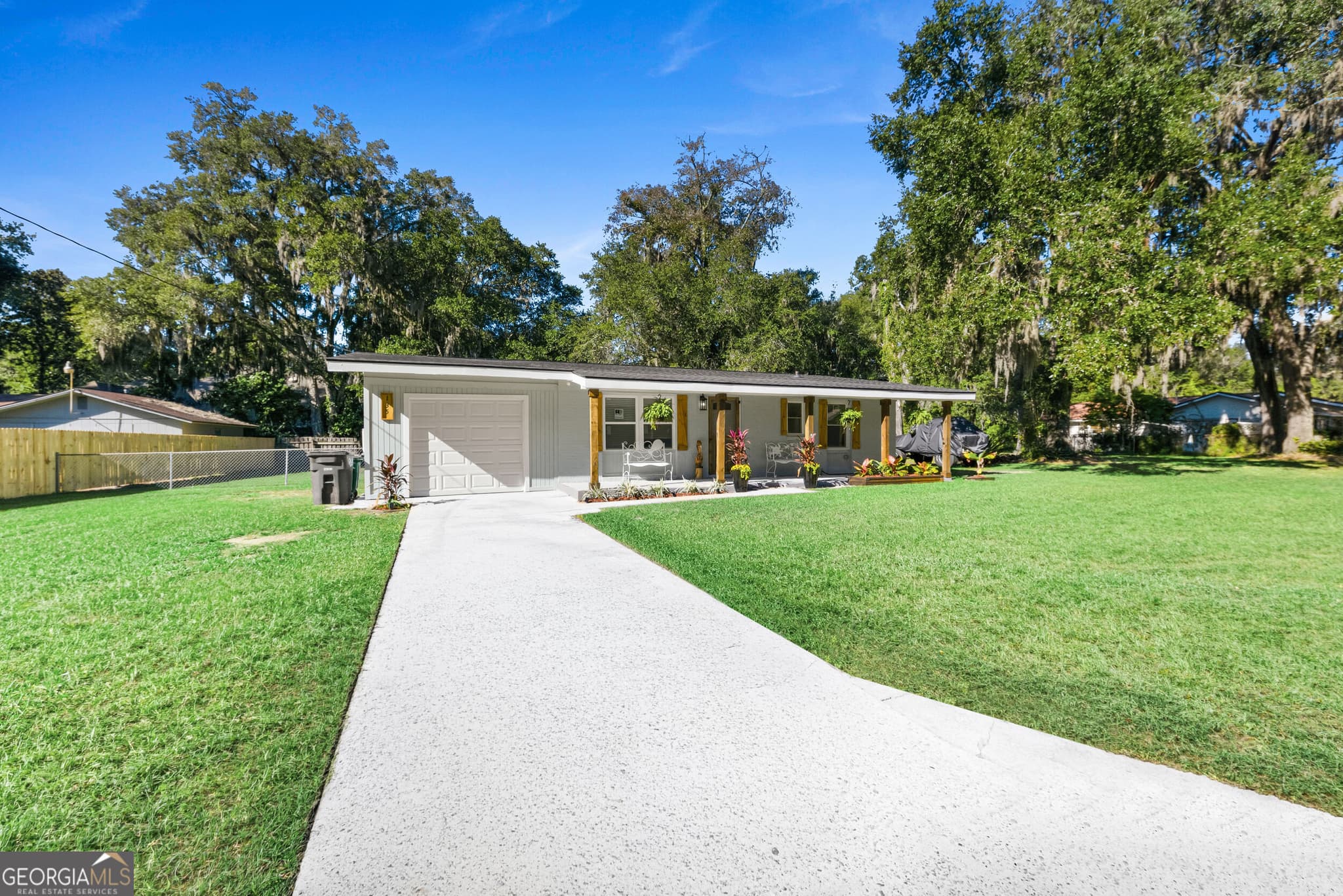 3 bedroom, 1 bathroom, 948 sq ft single family residence for sale at 135 Borrell Boulevard, Saint Marys, GA 31558 — photo 3