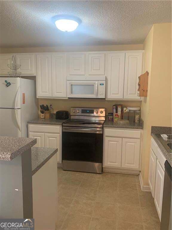 2 bedroom, 2.5 bathroom, 1,280 sq ft townhouse for sale at 123 Chastain Circle, Newnan, GA 30263 — photo 4