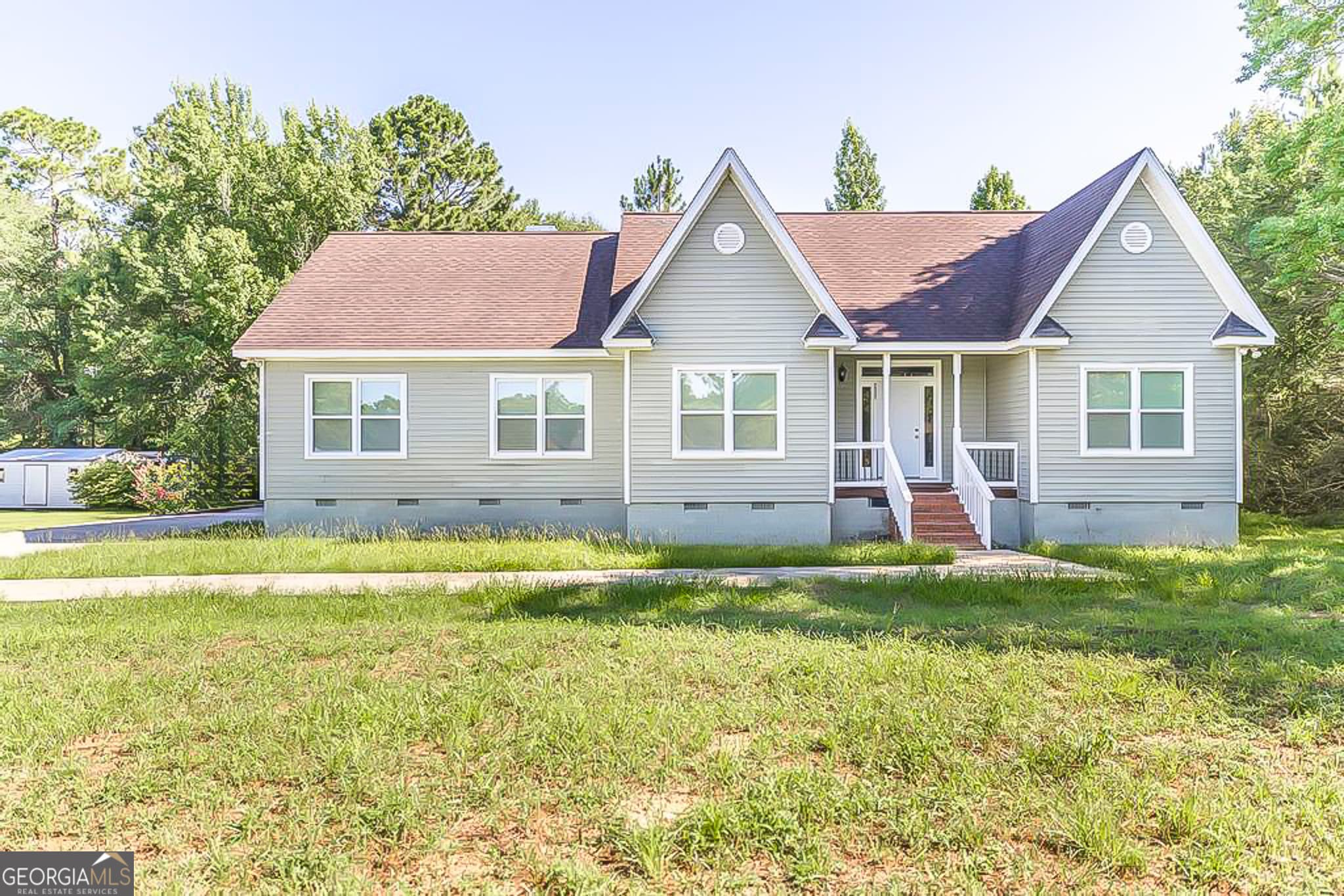 4 bedroom, 4 bathroom, 3,044 sq ft single family residence for sale at 217 Cedar Lake Circle, Cordele, GA 31015 — photo 2