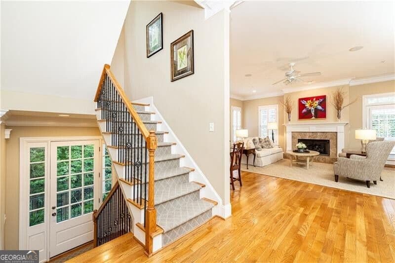 3 bedroom, 3.5 bathroom, 3,159 sq ft townhouse for sale at 5492 Glenridge Drive 524, Atlanta, GA 30342 — photo 7