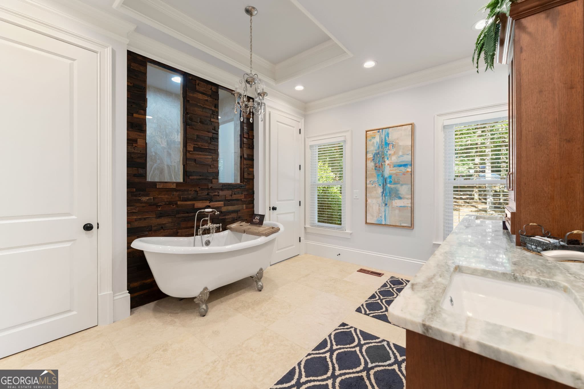 6 bedroom, 4.5 bathroom, 4,622 sq ft single family residence for sale at 5725 Ash Drive, Cumming, GA 30040 — photo 5