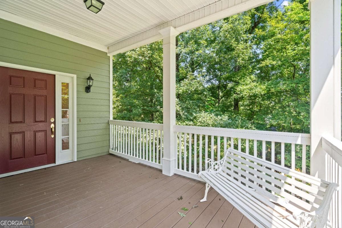 4 bedroom, 2.5 bathroom, 2,436 sq ft single family residence for sale at 185 Thornwood Drive, Calhoun, GA 30701 — photo 7