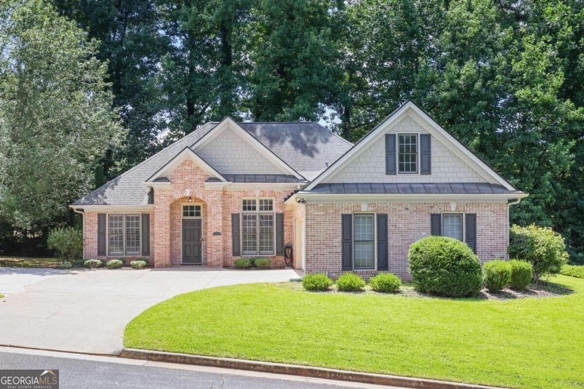 3 bedroom, 2 bathroom, 2,120 sq ft single family residence for sale at 105 Peregrine Way, Kennesaw, GA 30144 — photo 1 of 27