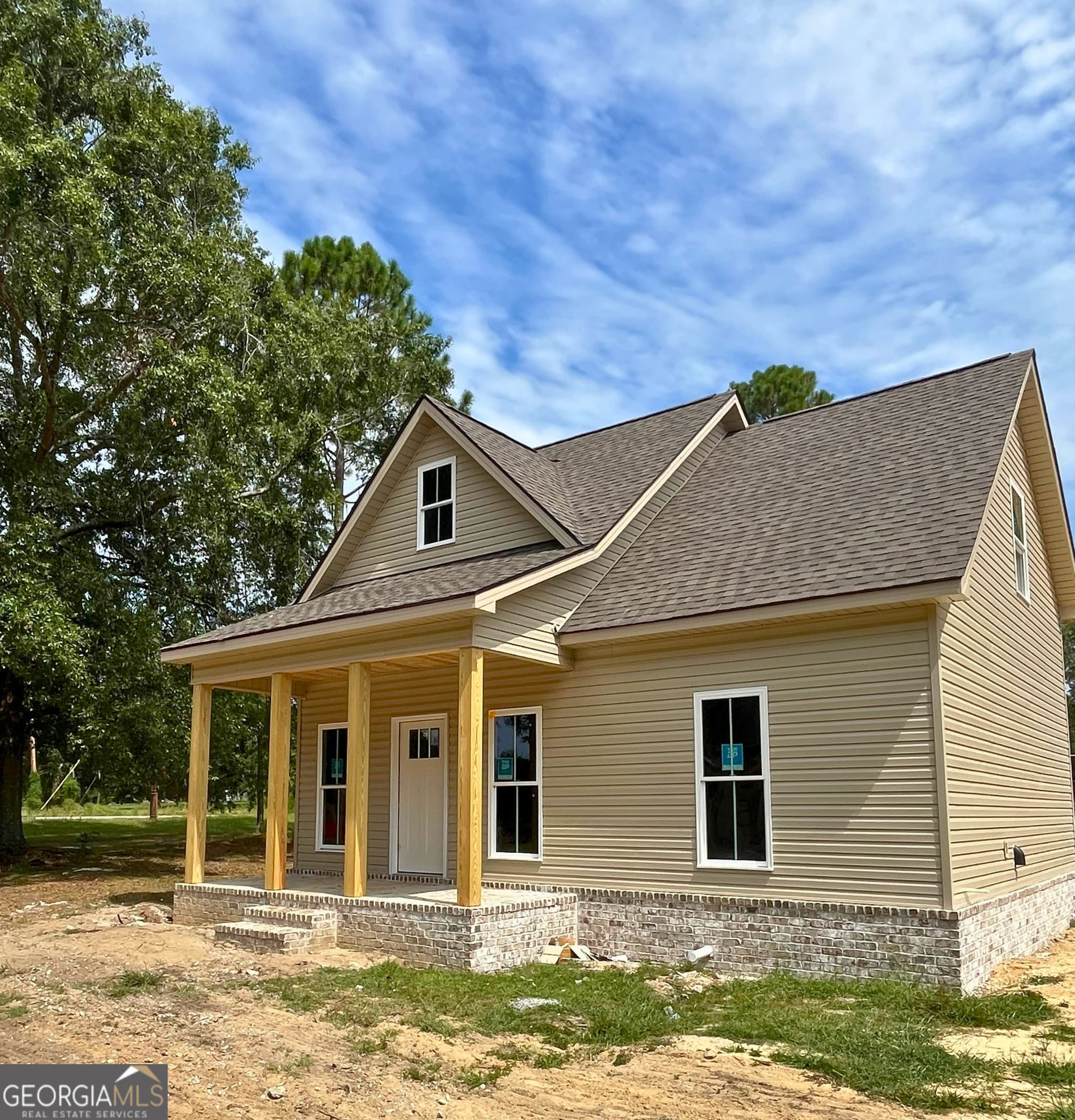 3 bedroom, 2.5 bathroom, 1,250 sq ft single family residence sold at 124 Woods Avenue, Portal, GA 30450