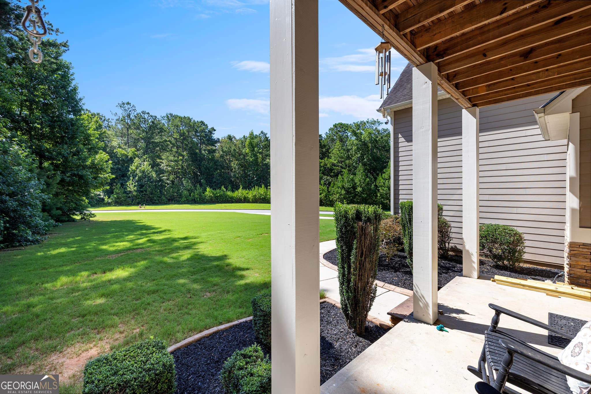 5 bedroom, 5 bathroom, 5,348 sq ft single family residence for sale at 211 Fox Hall Crossing, Senoia, GA 30276 — photo 2