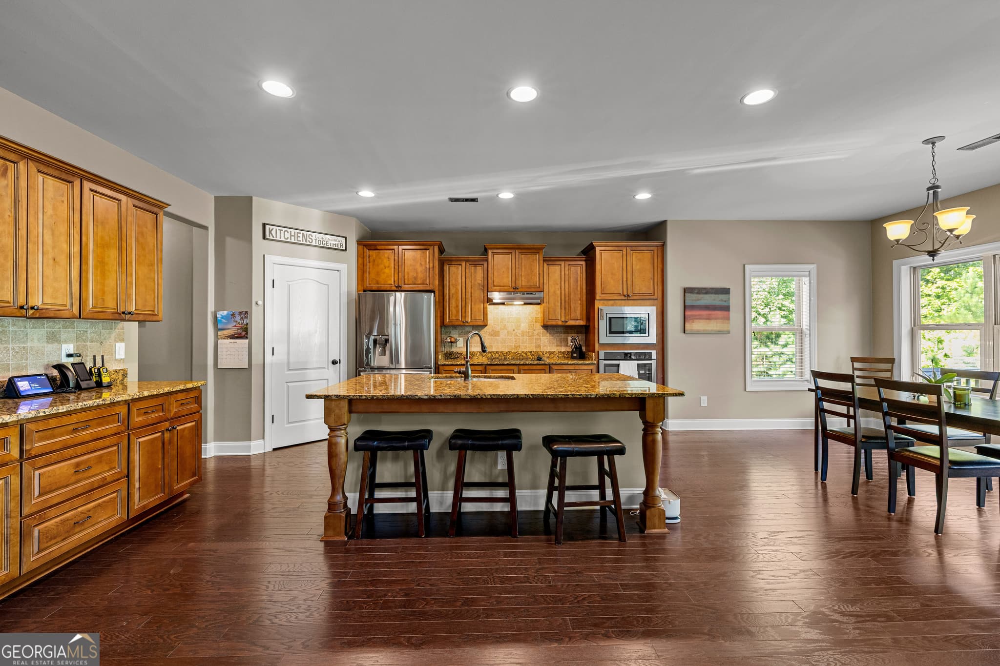 5 bedroom, 5 bathroom, 5,348 sq ft single family residence for sale at 211 Fox Hall Crossing, Senoia, GA 30276 — photo 10
