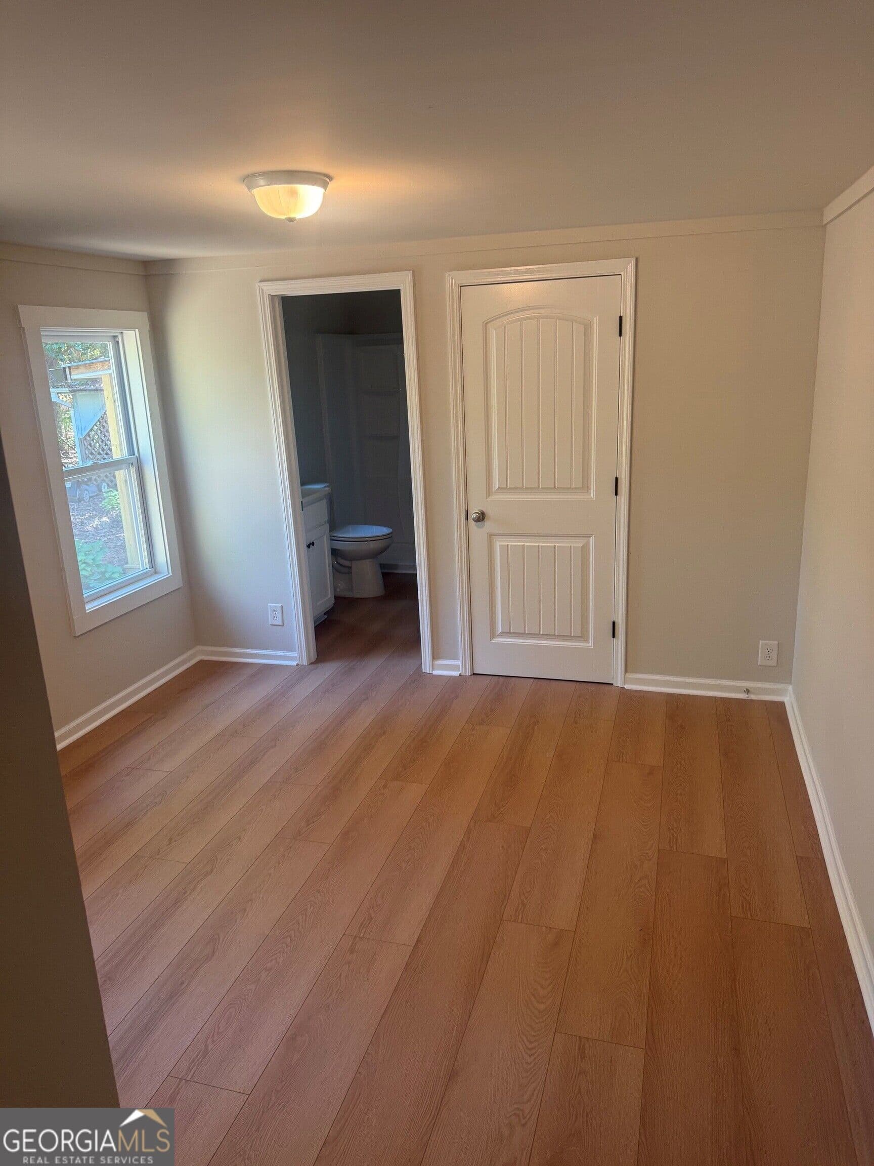 3 bedroom, 2 bathroom, 1,250 sq ft manufactured home,single family residence for sale at 1340 Lake Sinclair Drive, Sparta, GA 31087 — photo 7