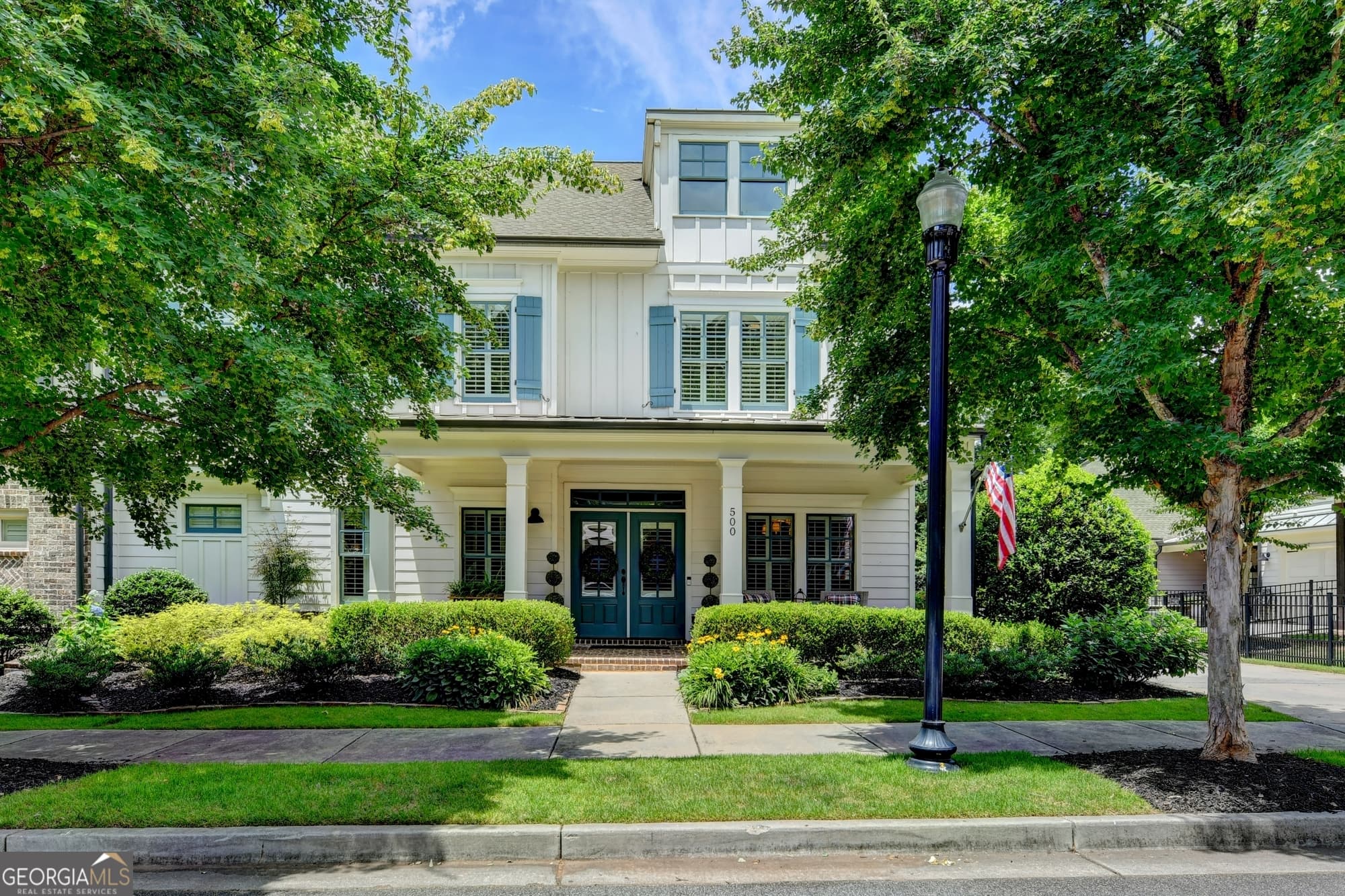4 bedroom, 3.5 bathroom, 3,636 sq ft townhouse sold at 500 Parkview Drive, Alpharetta, GA 30004