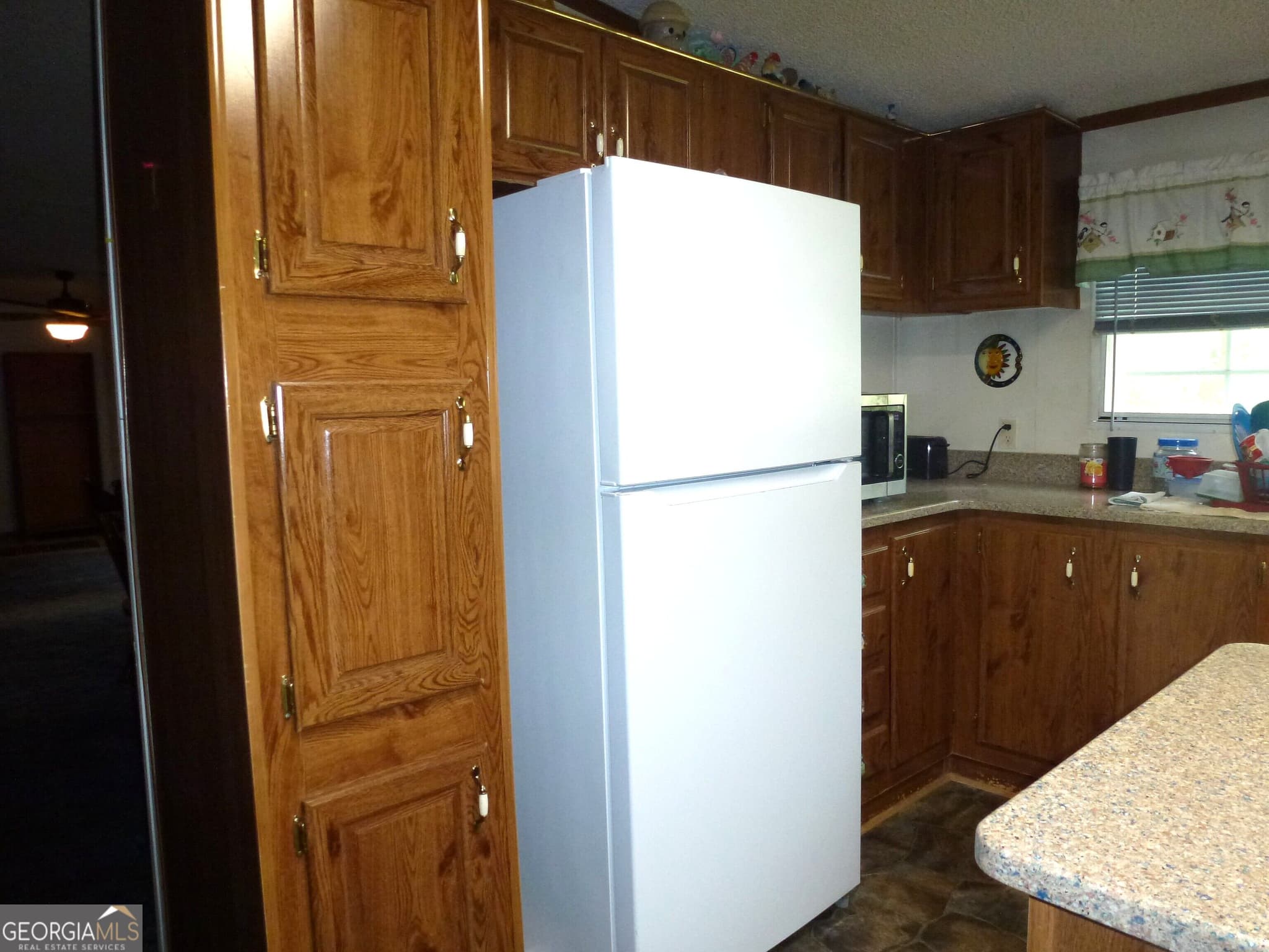 4 bedroom, 2.5 bathroom, 2,240 sq ft manufactured home,single family residence under contract at 2489 Mosley Road, Claxton, GA 30417 — photo 4