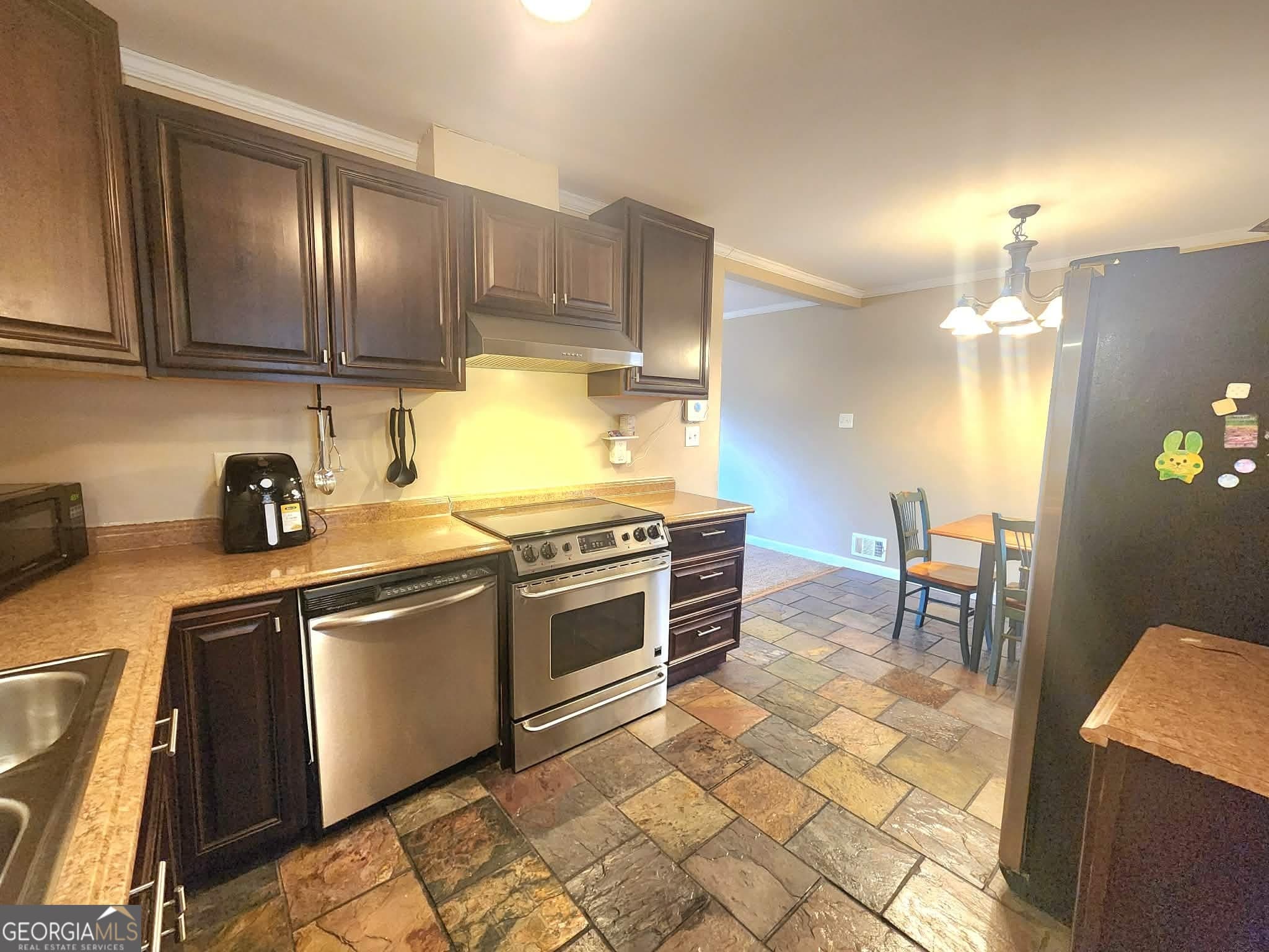 3 bedroom, 1 bathroom, 1,025 sq ft single family residence for sale at 1026 Jackson Road, Griffin, GA 30223 — photo 9
