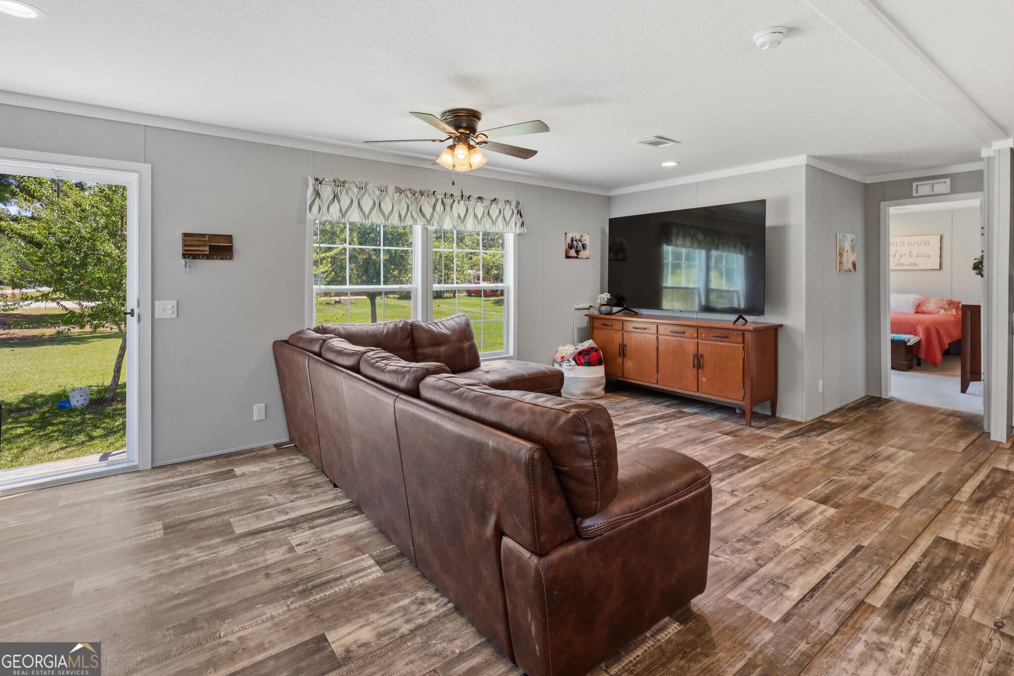 3 bedroom, 2 bathroom, 1,344 sq ft manufactured home,single family residence for sale at 4100 Jeb Court, Collins, GA 30421 — photo 9