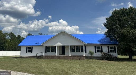 3 bedroom, 2 bathroom, 1,988 sq ft single family residence under contract at 37154 Ga Highway 23, Cobbtown, GA 30420