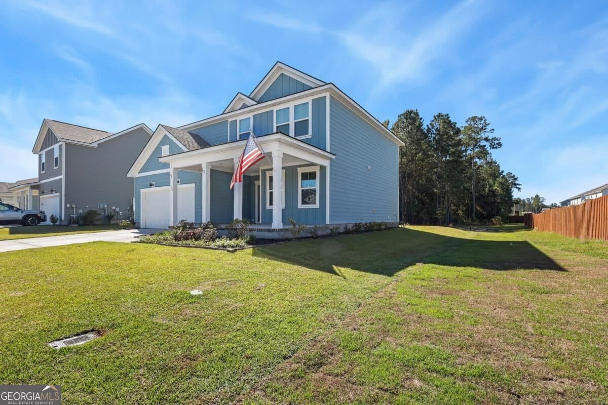 4 bedroom, 2.5 bathroom, 2,322 sq ft single family residence for sale at 38 Shade Tree Drive, Richmond Hill, GA 31324 — photo 4