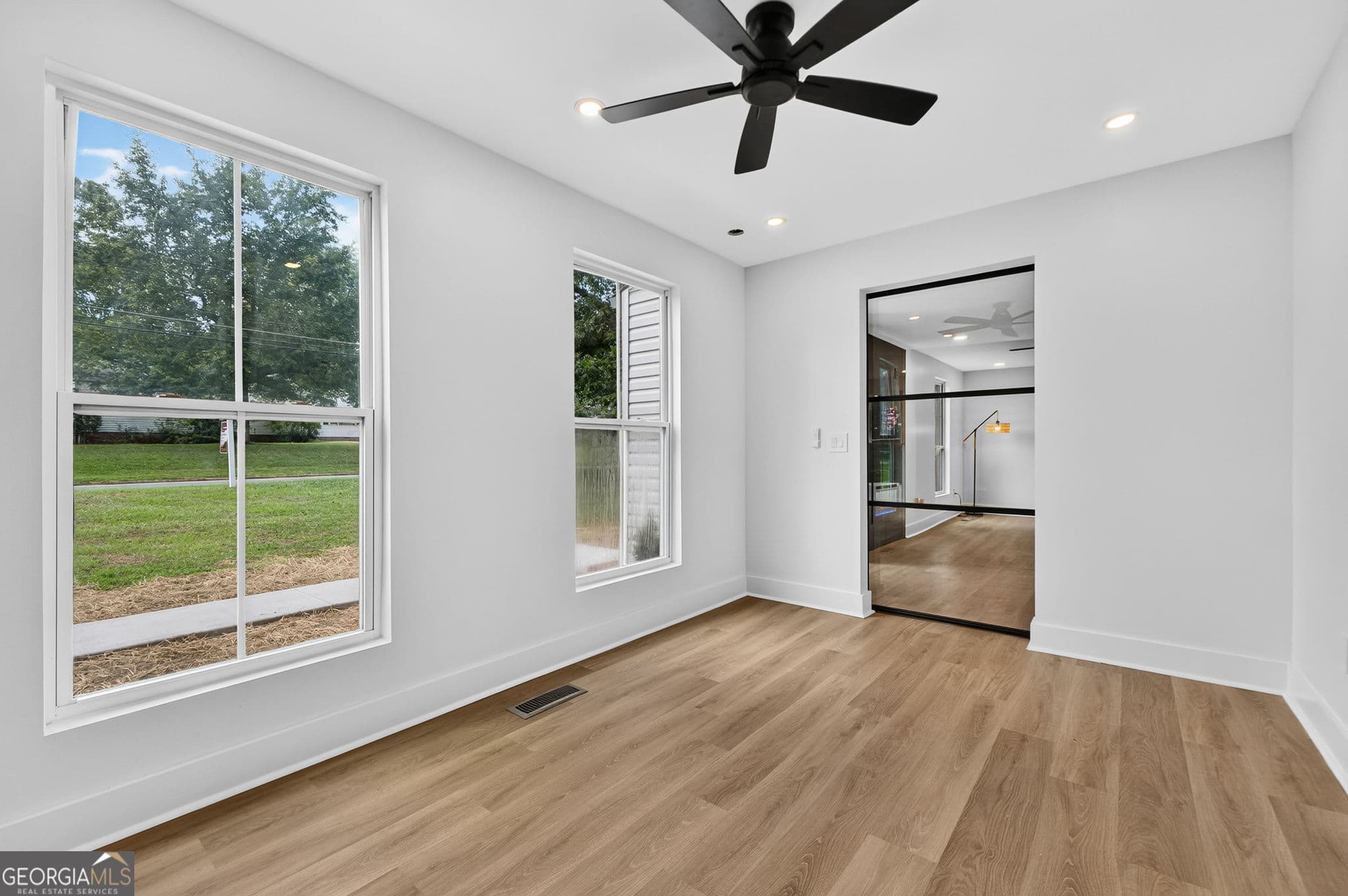 3 bedroom, 2 bathroom, 1,488 sq ft single family residence for sale at 515 E Lee Street, Thomaston, GA 30286 — photo 9