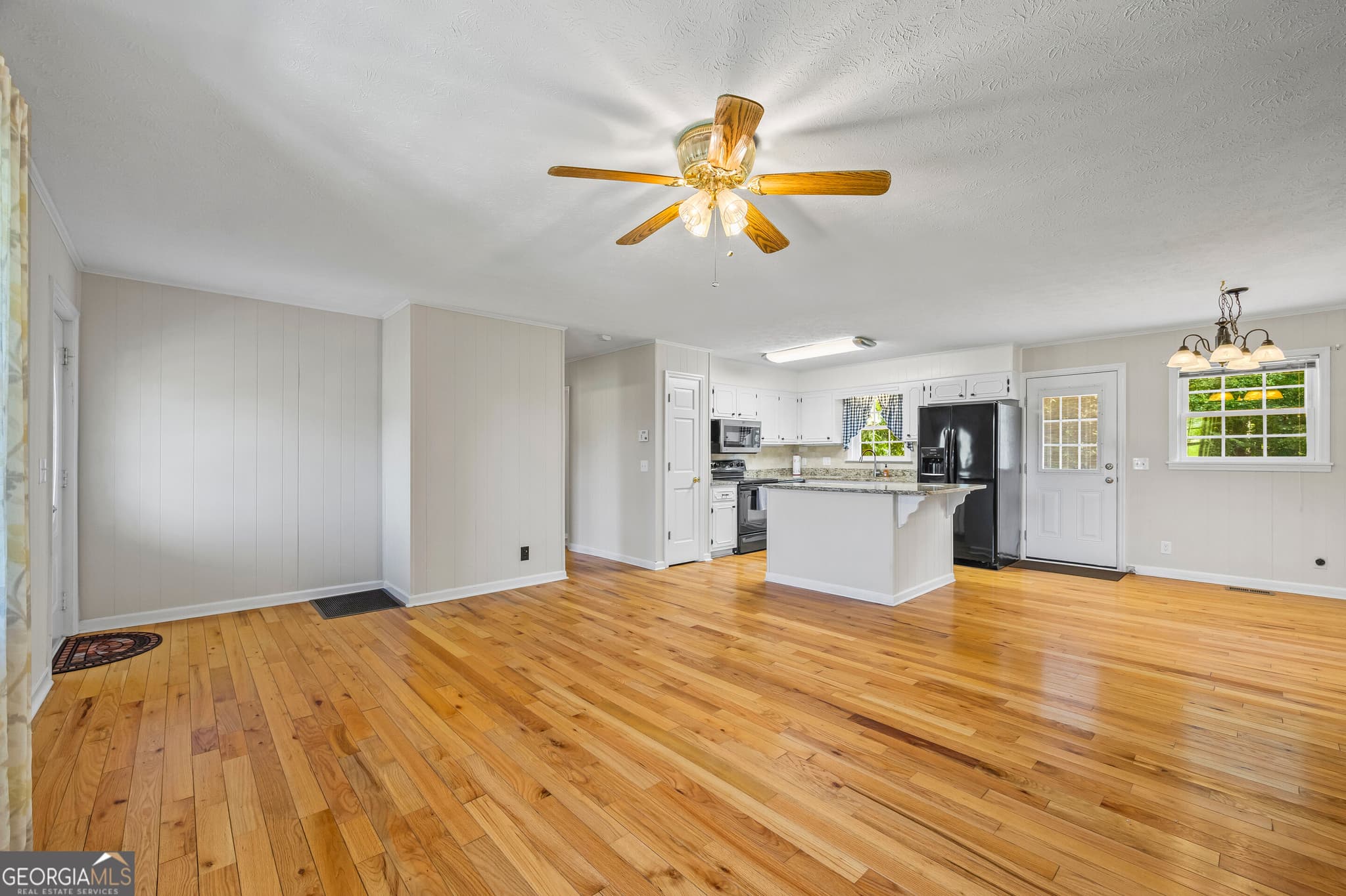 3 bedroom, 2 bathroom, 2,023 sq ft single family residence for sale at 8050 Hog Mountain Road, Statham, GA 30666 — photo 10