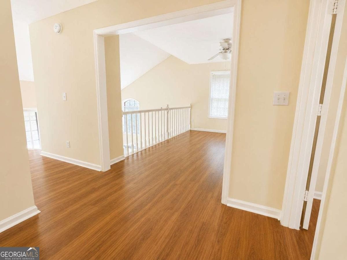 3 bedroom, 3.5 bathroom, 2,076 sq ft townhouse for sale at 621 Granby Hill Place, Alpharetta, GA 30022 — photo 8
