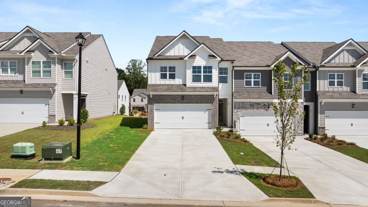 4 bedroom, 2.5 bathroom townhouse for sale at 69 Pepperbush Way, Jasper, GA 30143
