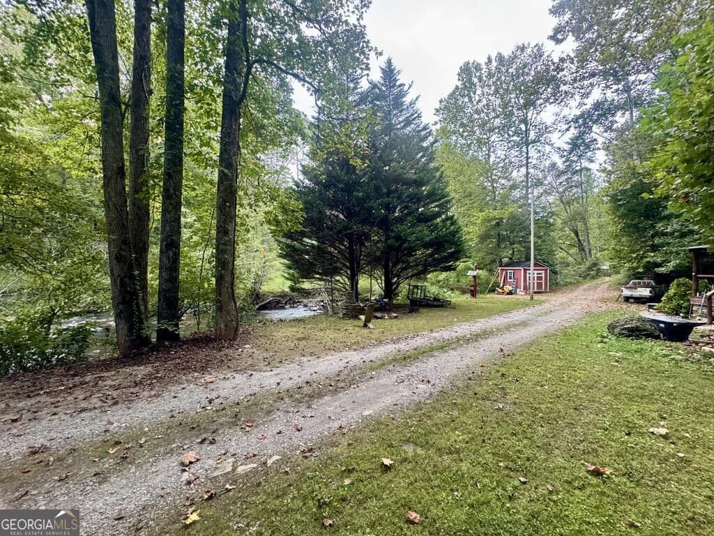 1 bedroom, 1 bathroom, 400 sq ft cabin,single family residence for sale at 3744 Tails Creek Road, Ellijay, GA 30540 — photo 8