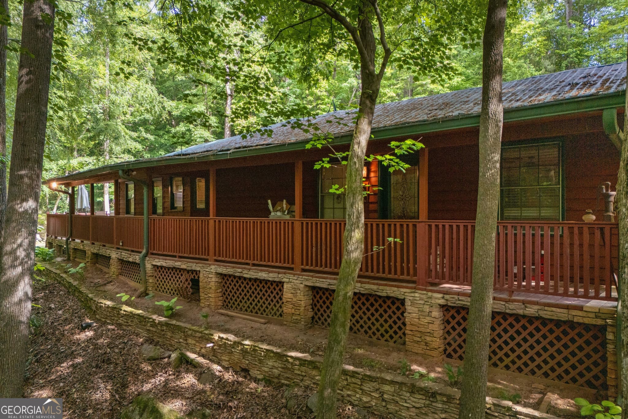 3 bedroom, 2 bathroom, 1,932 sq ft single family residence for sale at 20 Clark Hill Road, Newnan, GA 30263 — photo 2