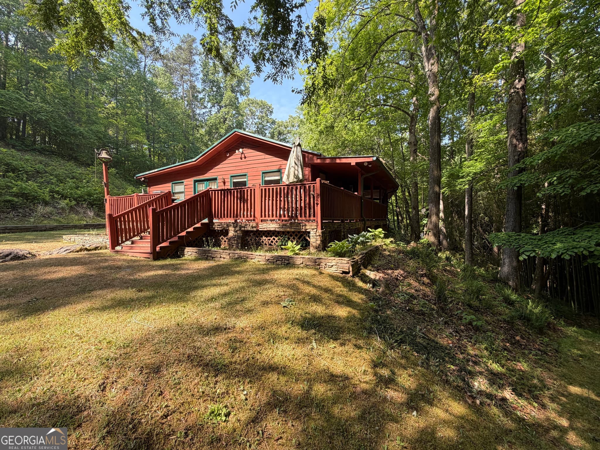 3 bedroom, 2 bathroom, 1,932 sq ft single family residence for sale at 20 Clark Hill Road, Newnan, GA 30263 — photo 3