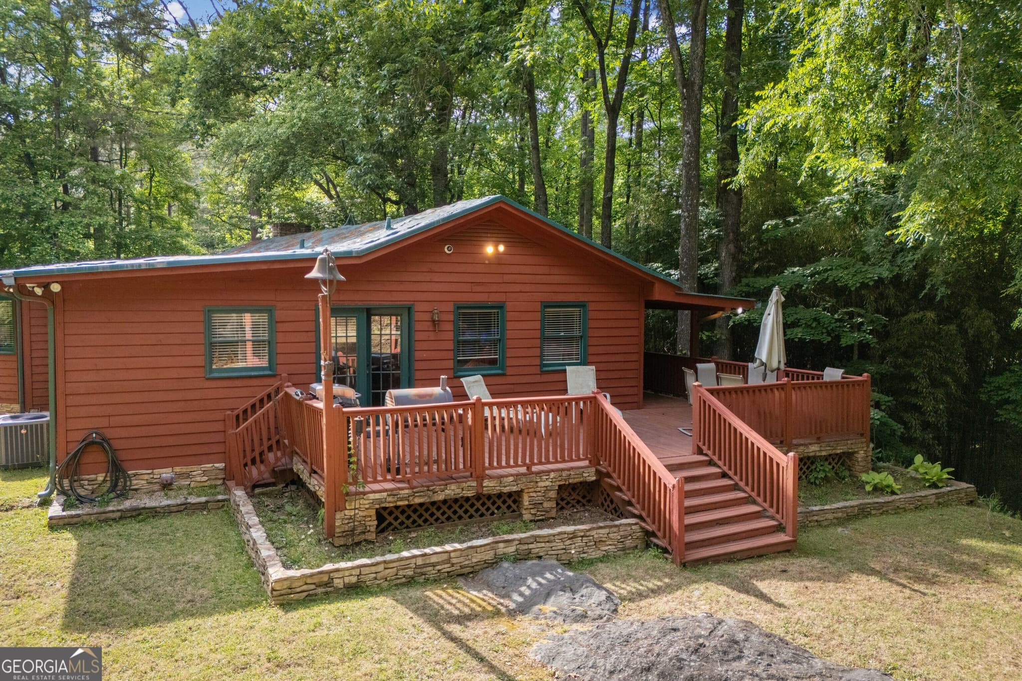 3 bedroom, 2 bathroom, 1,932 sq ft single family residence for sale at 20 Clark Hill Road, Newnan, GA 30263 — photo 4