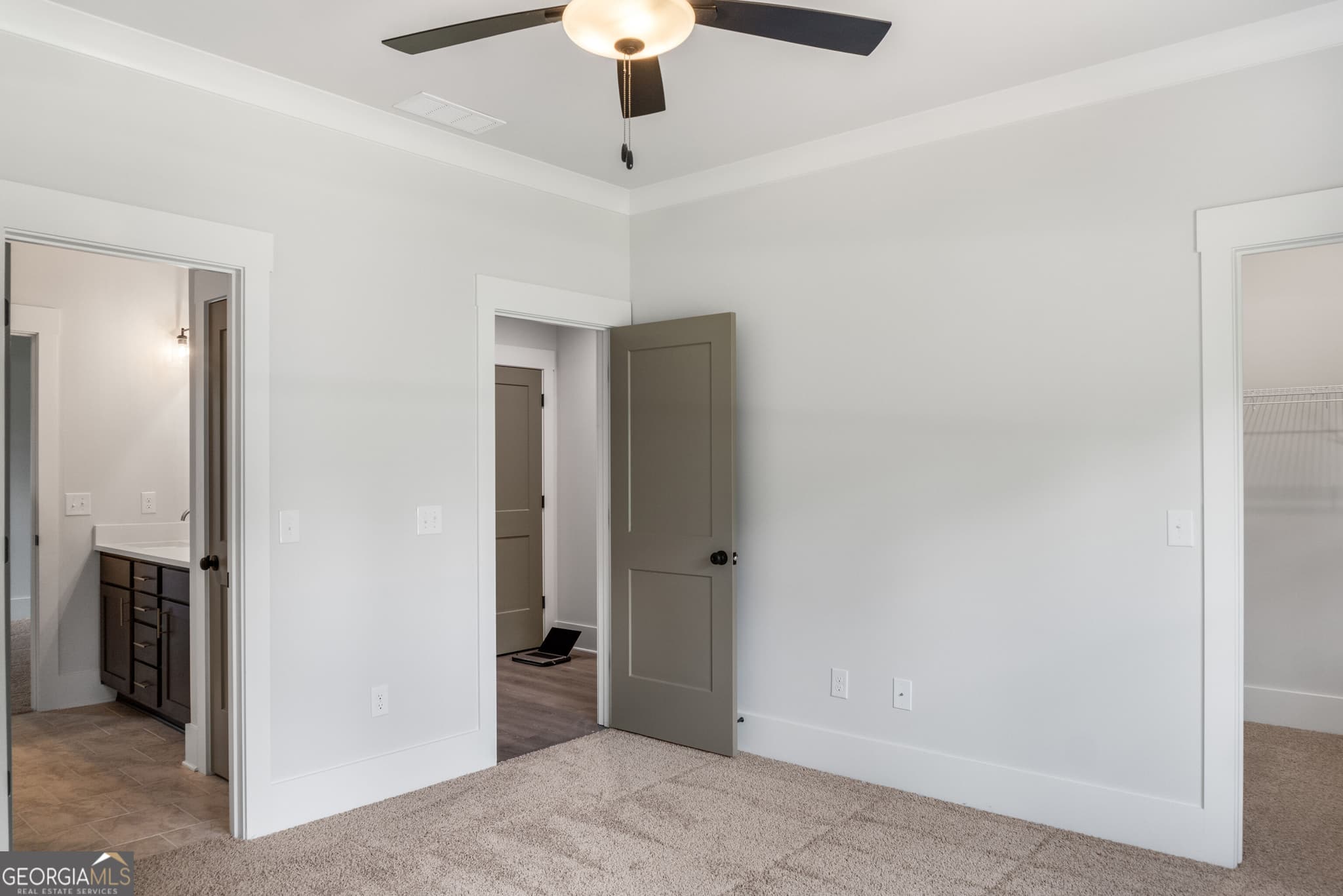 4 bedroom, 3.5 bathroom, 3,042 sq ft single family residence for sale at 617 Shepherds Crossing, Oxford, GA 30054 — photo 6