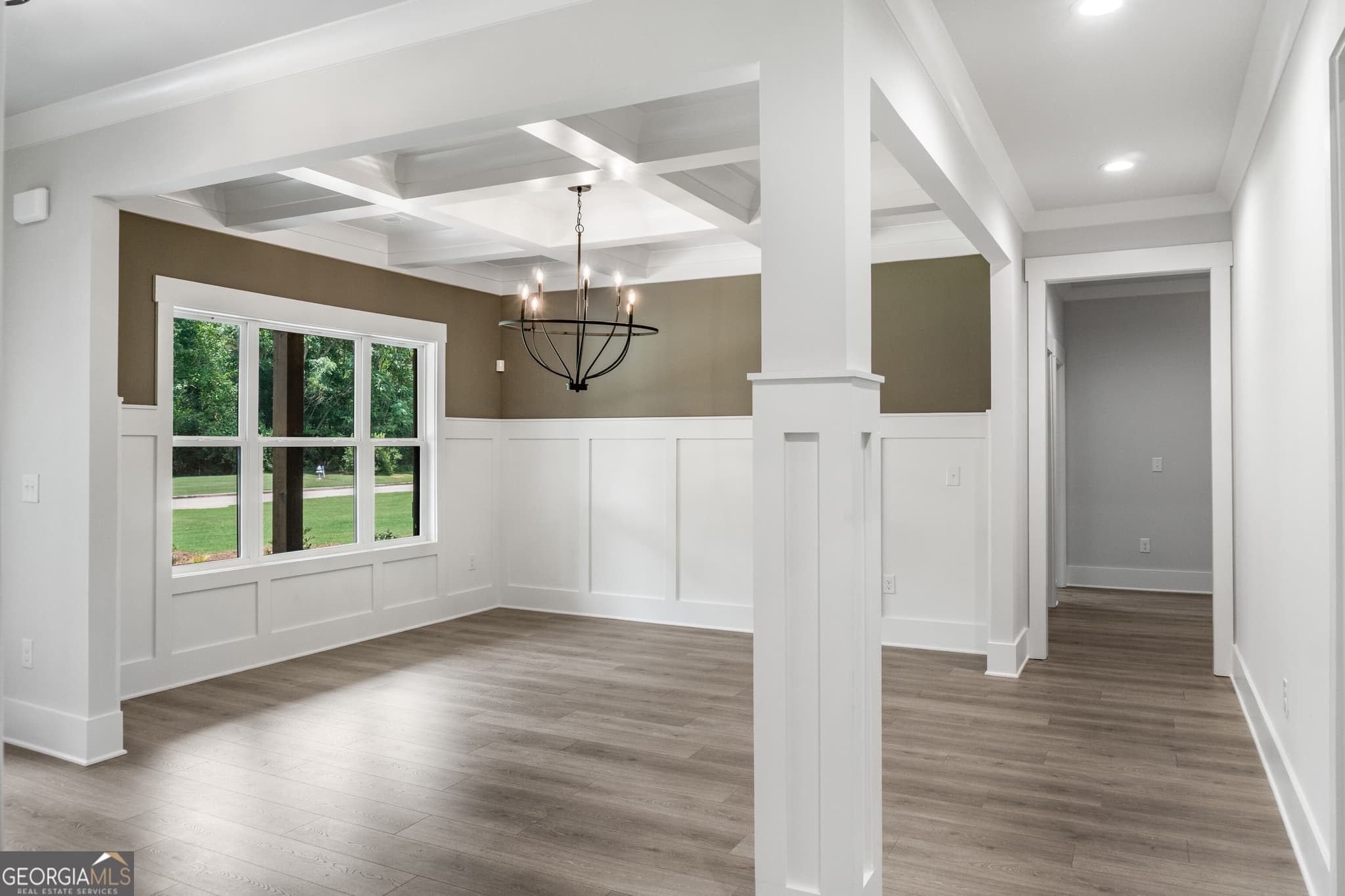 4 bedroom, 3.5 bathroom, 3,042 sq ft single family residence for sale at 617 Shepherds Crossing, Oxford, GA 30054 — photo 4