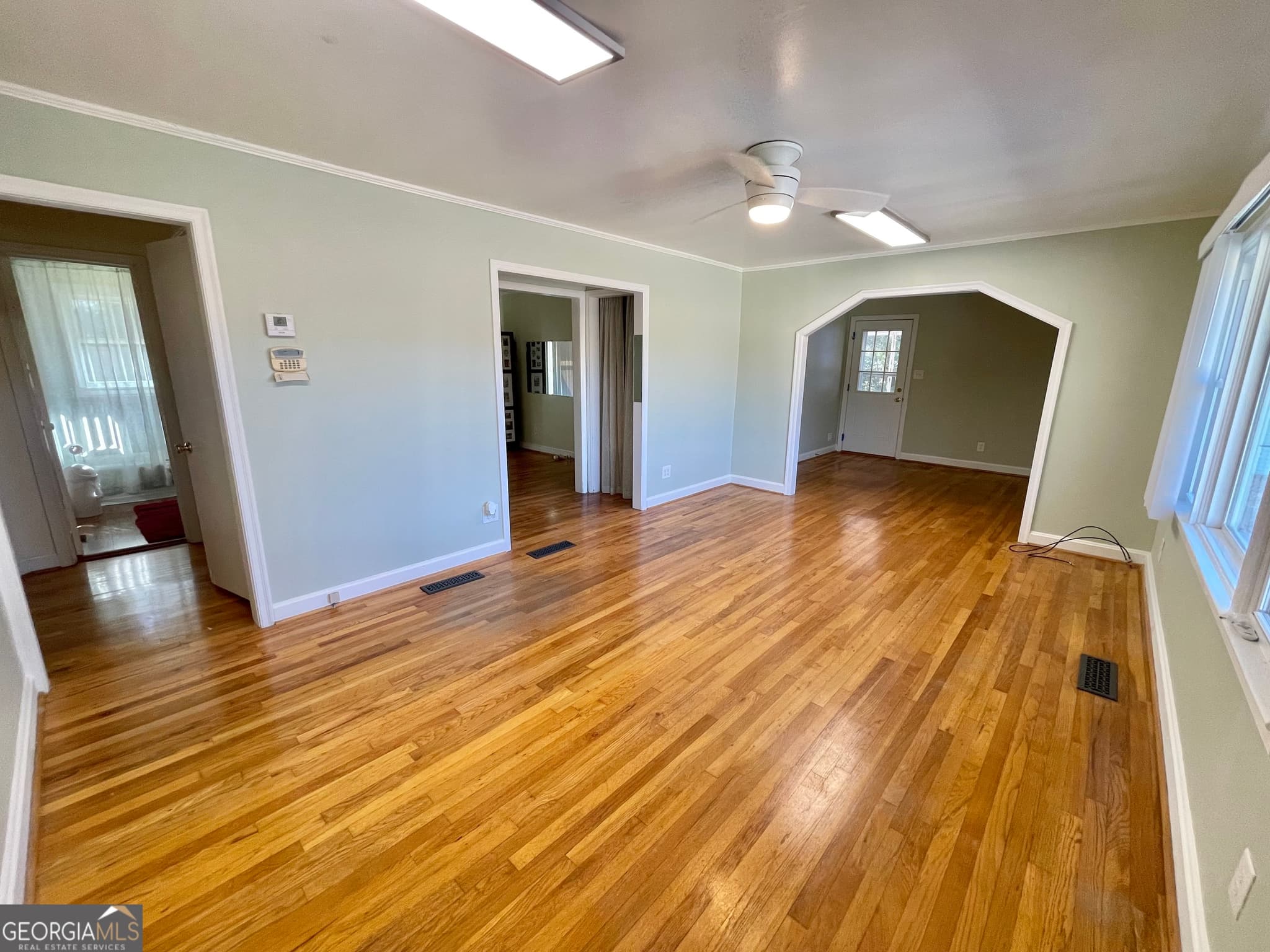 3 bedroom, 1 bathroom single family residence for sale at 240 Airport Road, Griffin, GA 30224 — photo 2