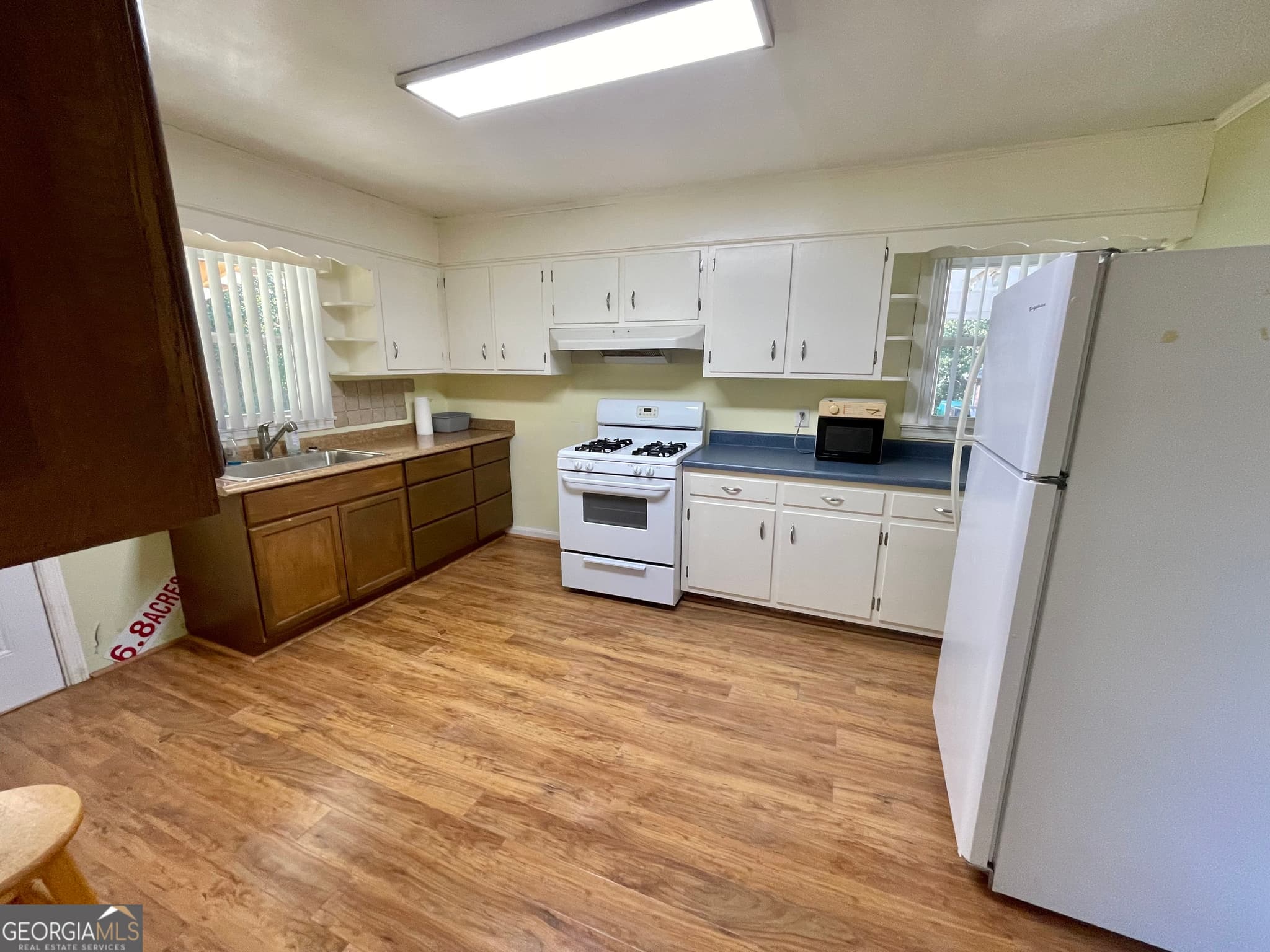 3 bedroom, 1 bathroom single family residence for sale at 240 Airport Road, Griffin, GA 30224 — photo 6