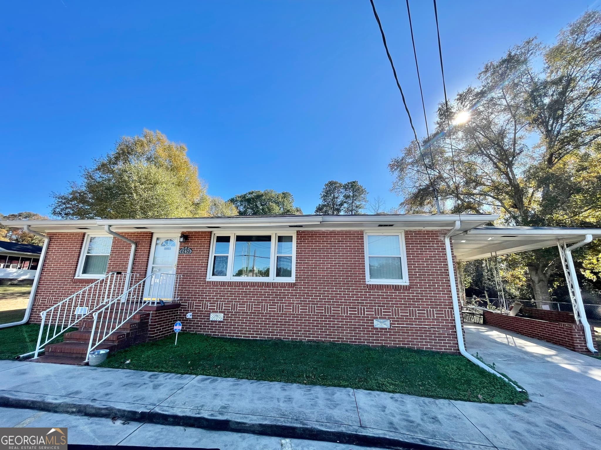 3 bedroom, 1 bathroom single family residence for sale at 240 Airport Road, Griffin, GA 30224