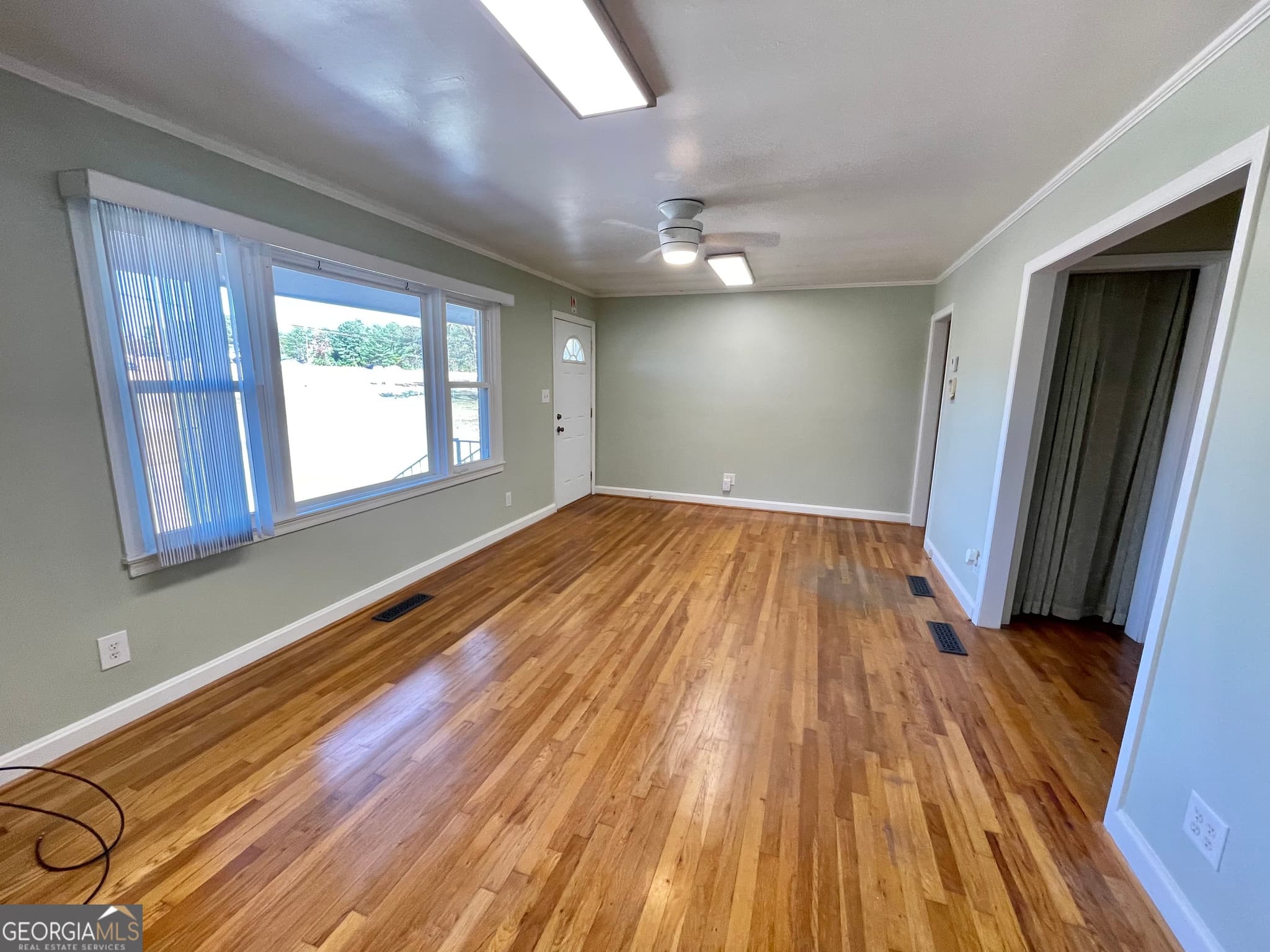 3 bedroom, 1 bathroom single family residence for sale at 240 Airport Road, Griffin, GA 30224 — photo 5