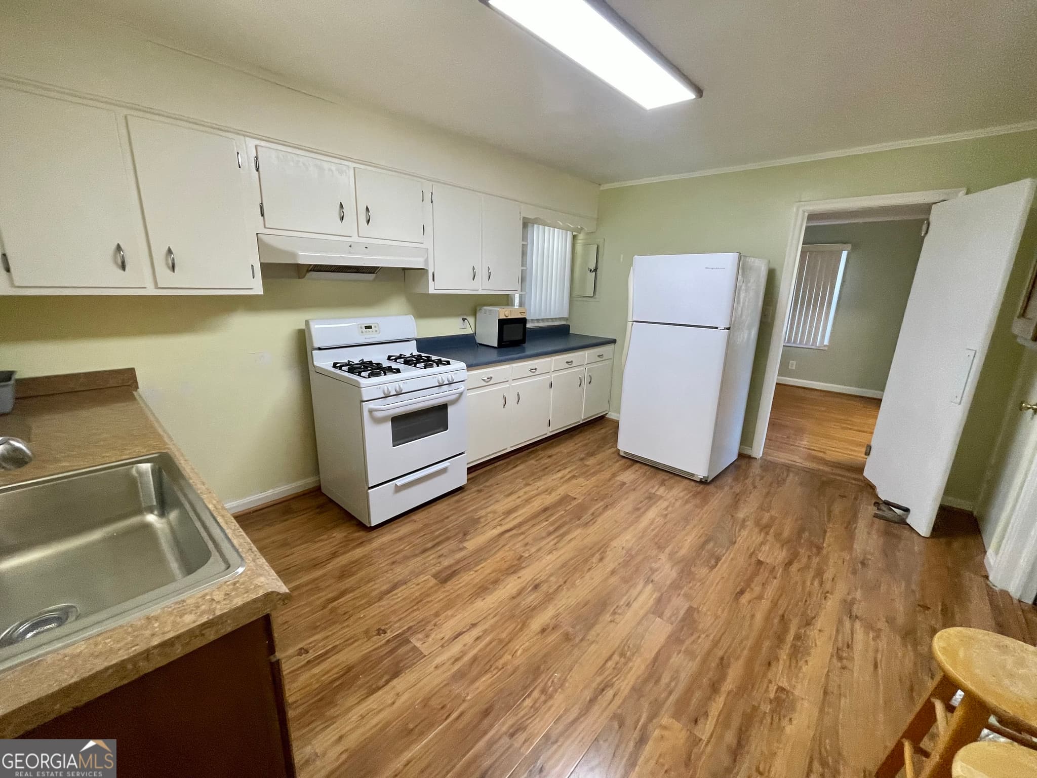 3 bedroom, 1 bathroom single family residence for sale at 240 Airport Road, Griffin, GA 30224 — photo 8
