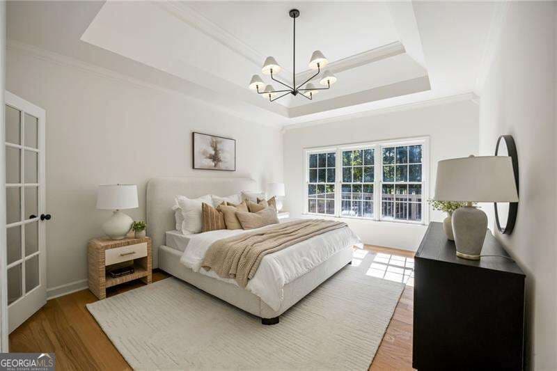 5 bedroom, 3.5 bathroom, 3,712 sq ft single family residence for sale at 770 Heathland Drive, Roswell, GA 30075 — photo 8