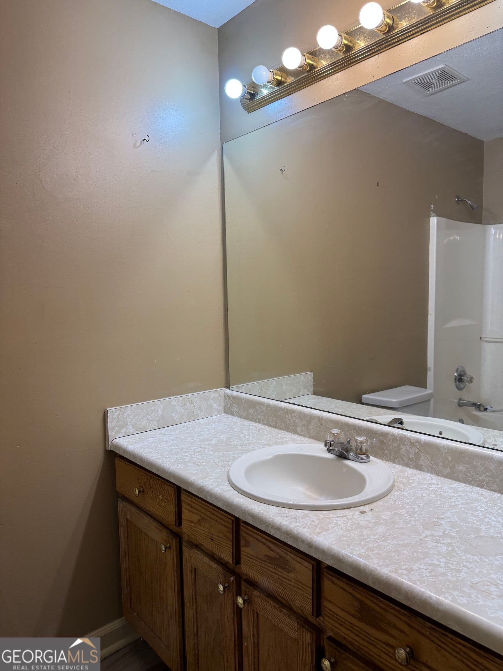 3 bedroom, 2 bathroom, 1,251 sq ft single family residence for sale at 112 Wilder Way, Williamson, GA 30292 — photo 6