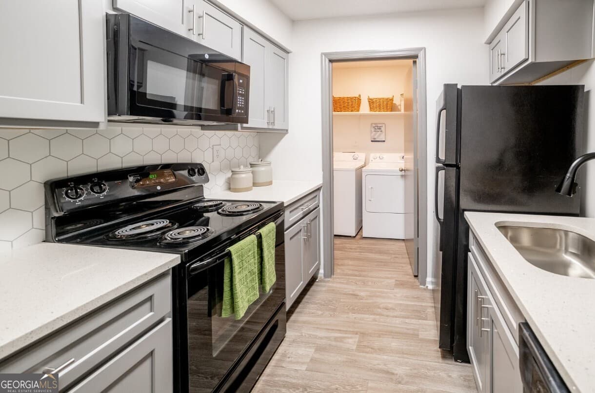 2 bedroom, 2 bathroom, 942 sq ft apartment for rent at 1900 Rosemont Parkway 801, Roswell, GA 30076 for $1,598 a month — photo 2