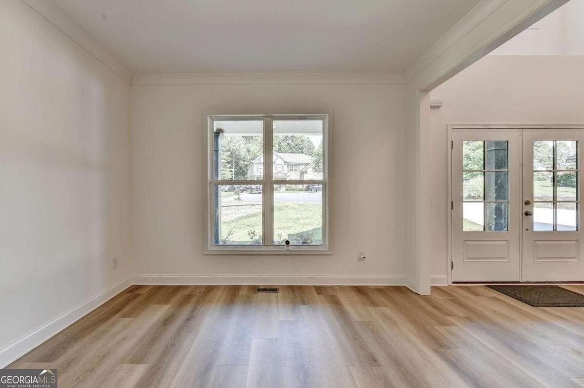 5 bedroom, 4 bathroom, 3,500 sq ft single family residence for rent at 9135 Fox Trail Lane, Gainesville, GA 30506 for $3,500 a month — photo 7