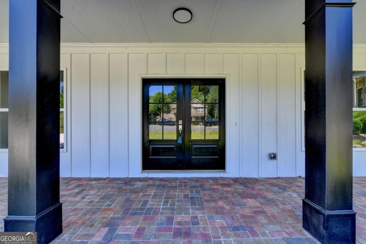 5 bedroom, 4 bathroom, 3,500 sq ft single family residence for rent at 9135 Fox Trail Lane, Gainesville, GA 30506 for $3,500 a month — photo 1 of 92
