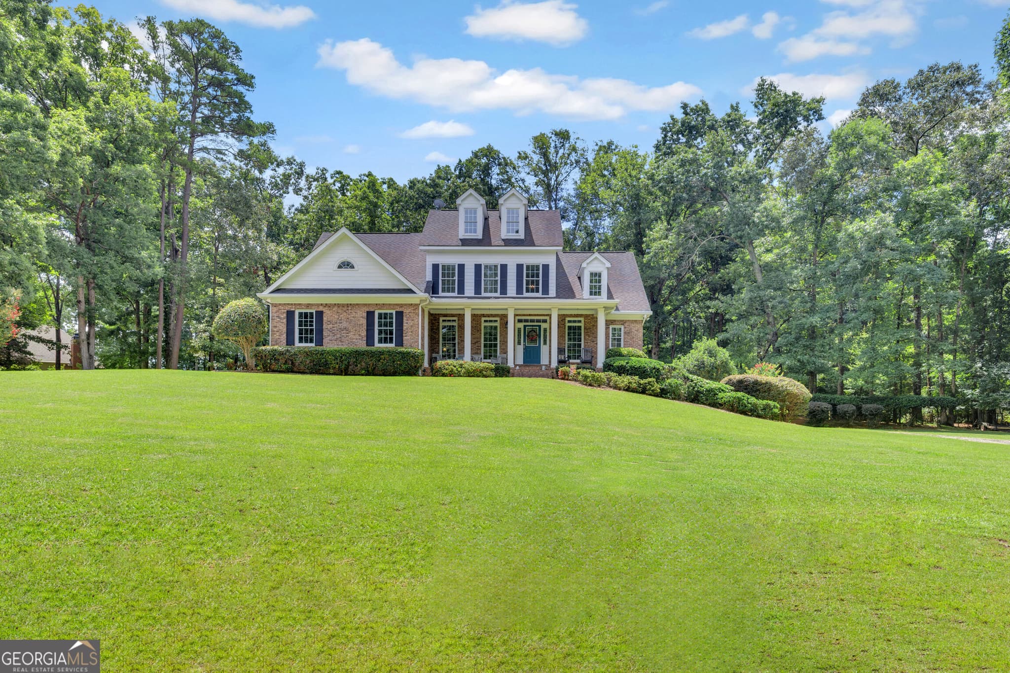 4 bedroom, 2.5 bathroom, 3,165 sq ft single family residence for sale at 195 River Cove Meadows, Social Circle, GA 30025 — photo 2