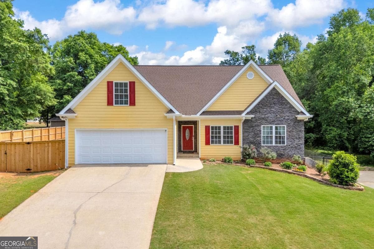 3 bedroom, 2.5 bathroom, 2,313 sq ft single family residence sold at 155 Hidden Falls Drive, Hull, GA 30646