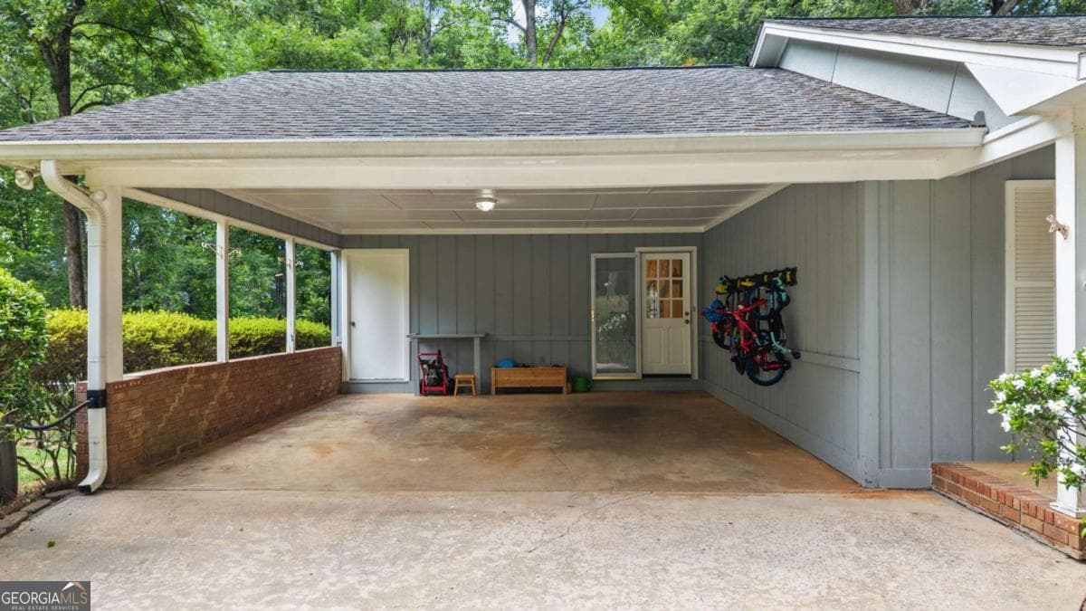 3 bedroom, 2 bathroom, 2,073 sq ft single family residence for sale at 388 Cherokee Ridge, Athens, GA 30606 — photo 10
