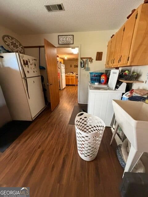 4 bedroom, 2 bathroom, 1,919 sq ft single family residence for sale at 44 Hilltop Drive, Lumber City, GA 31549 — photo 7